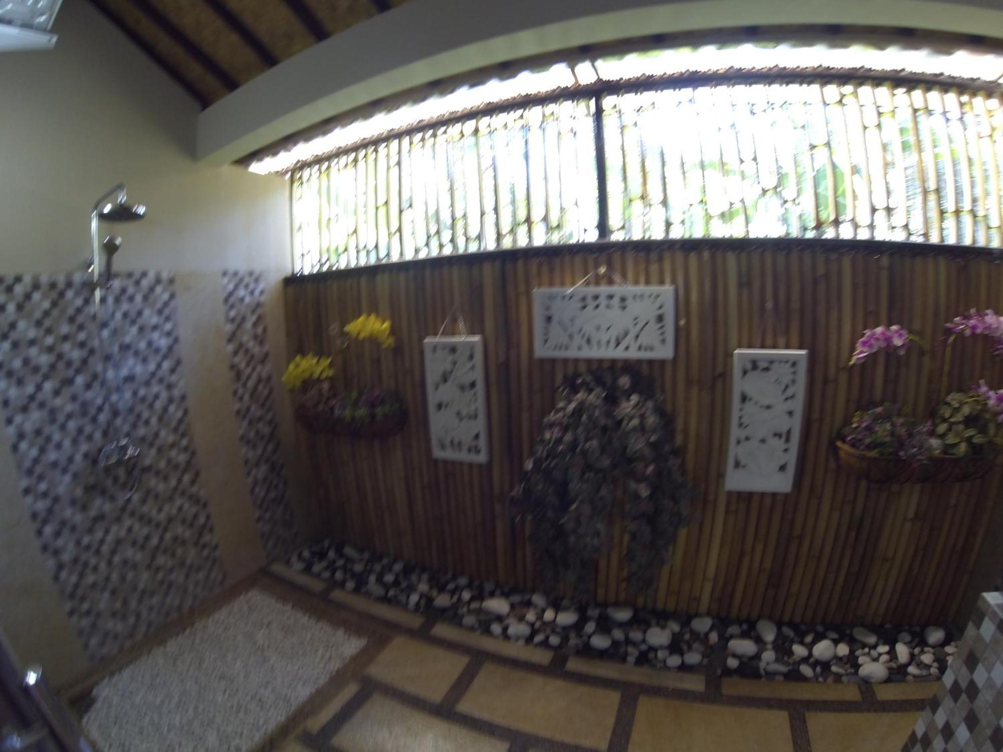 Villa Gusmania Candi Dasa  Bilik gambar